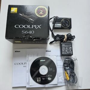 Nikon COOLPIX S640 Digital Camera with Accessories